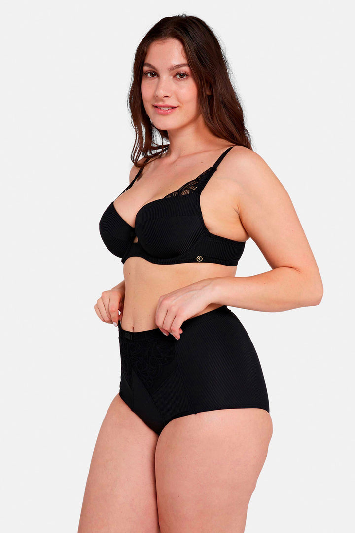 Ariane Essential High Waisted Brief Black