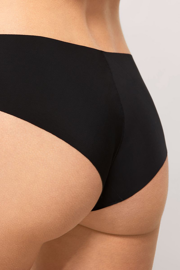 Avet Invisible Midi Brief Black