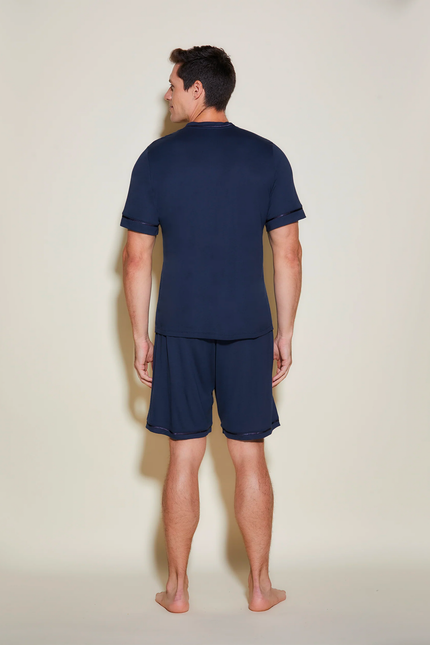 Bella kortermet topp og shorts for menn, marineblå