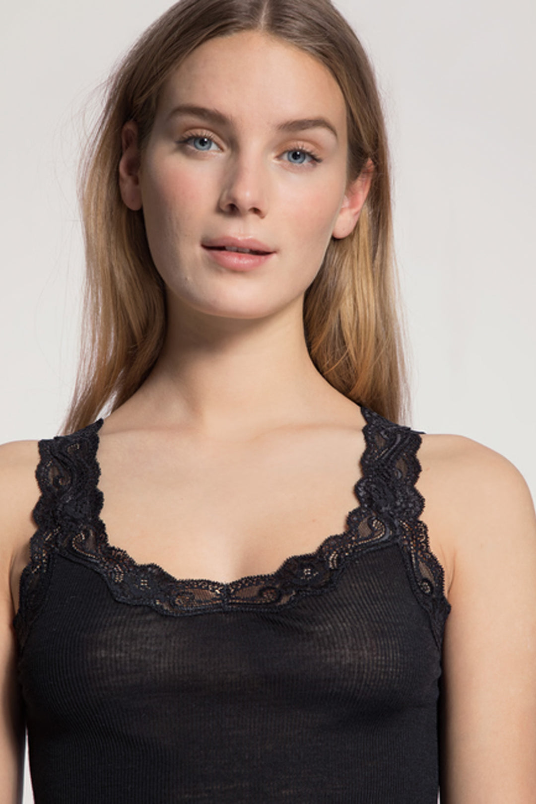 Richesse Lace Tank Top Schwarz