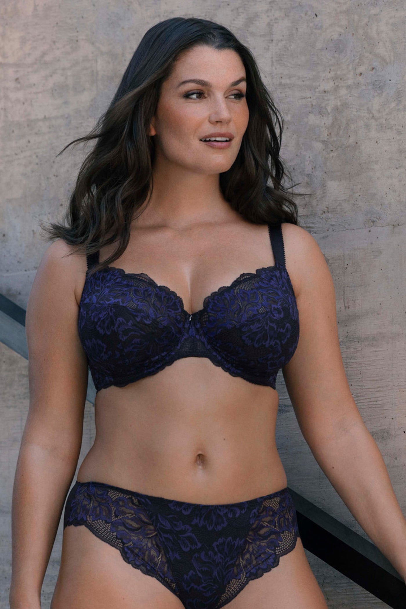 Emmaline Side Support Bra Midnight