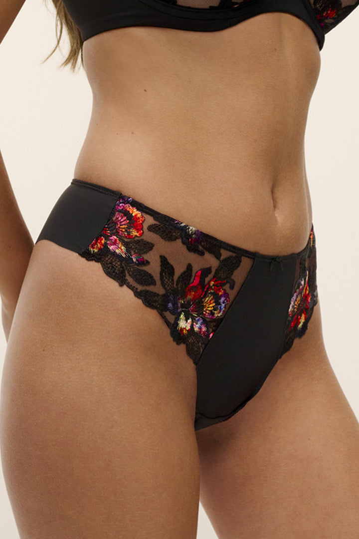 Magdalena String Noir