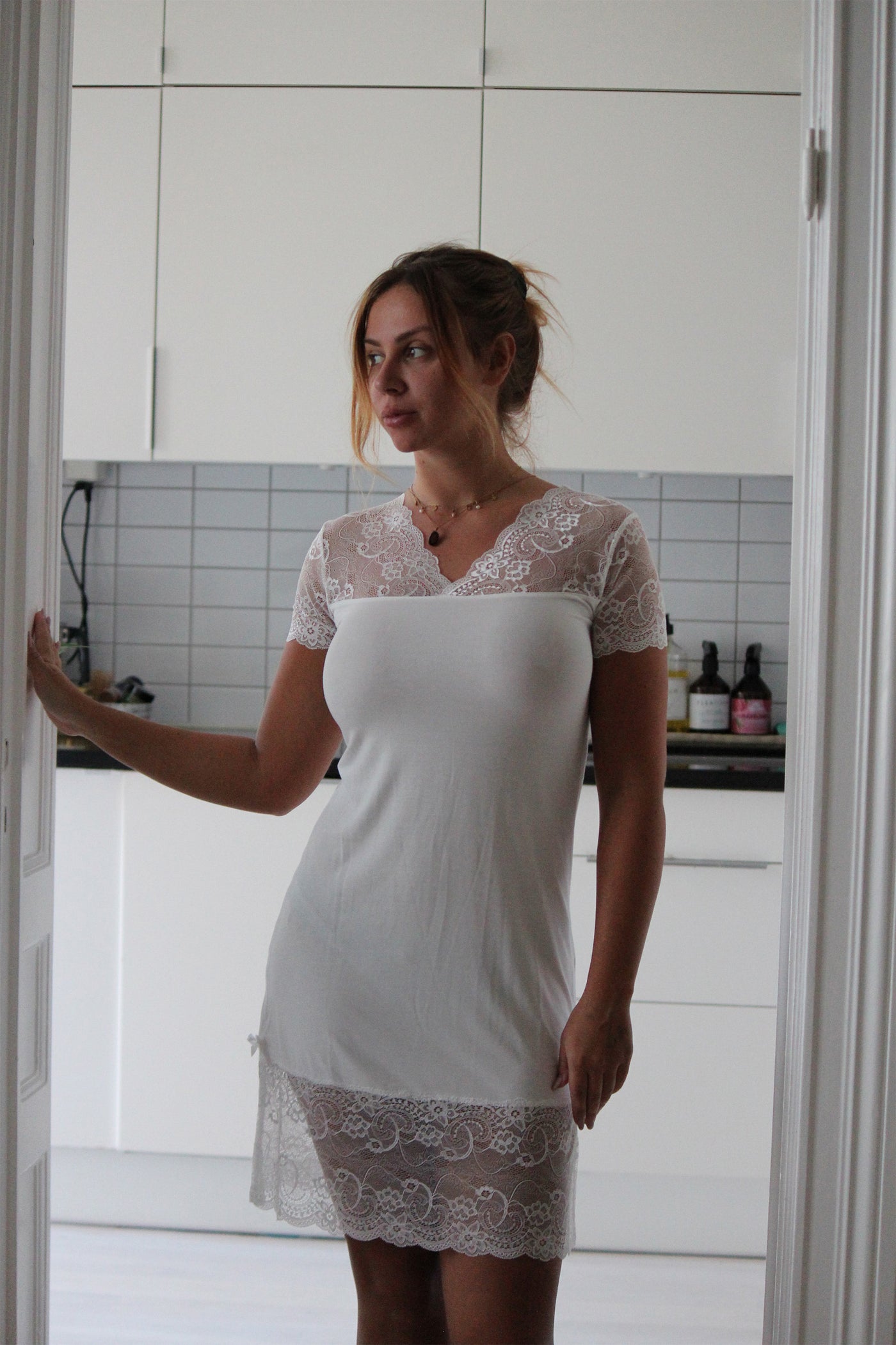 Holiday Nightdress Lace Off-White