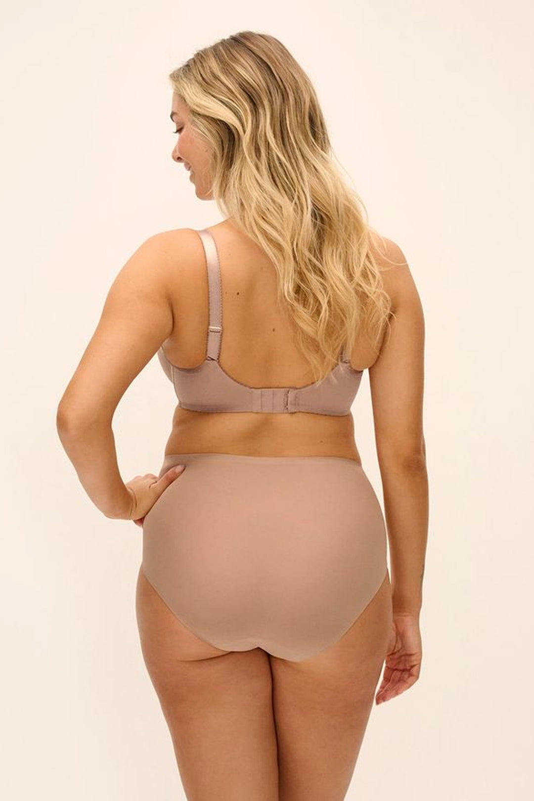 Rebecca Essentials Moulded Spacer Bra Cafe Au Lait