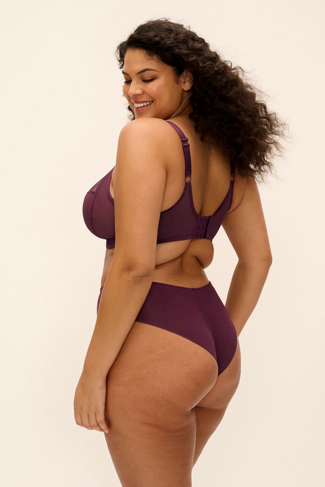 Reja Brazilian Brief Fig
