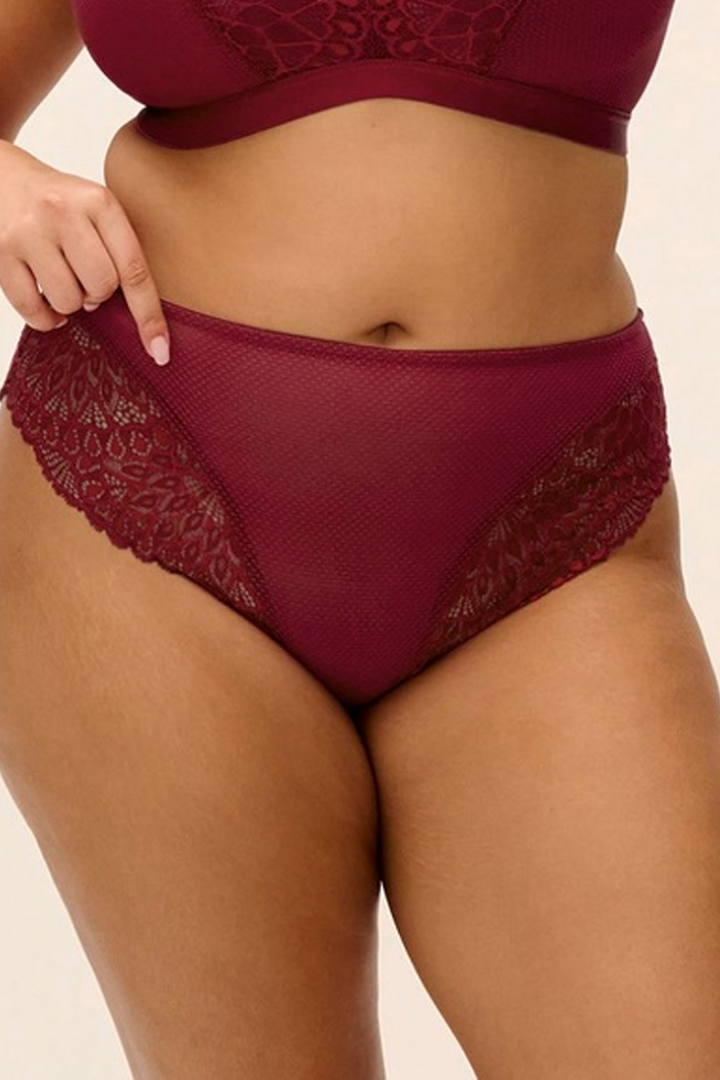 Tiernie Brief Tibetan Red