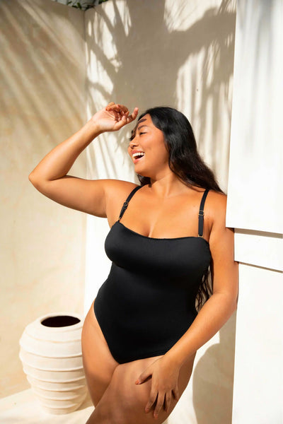 Vita Marina Curvy Shaping Bandeau Baddräkt